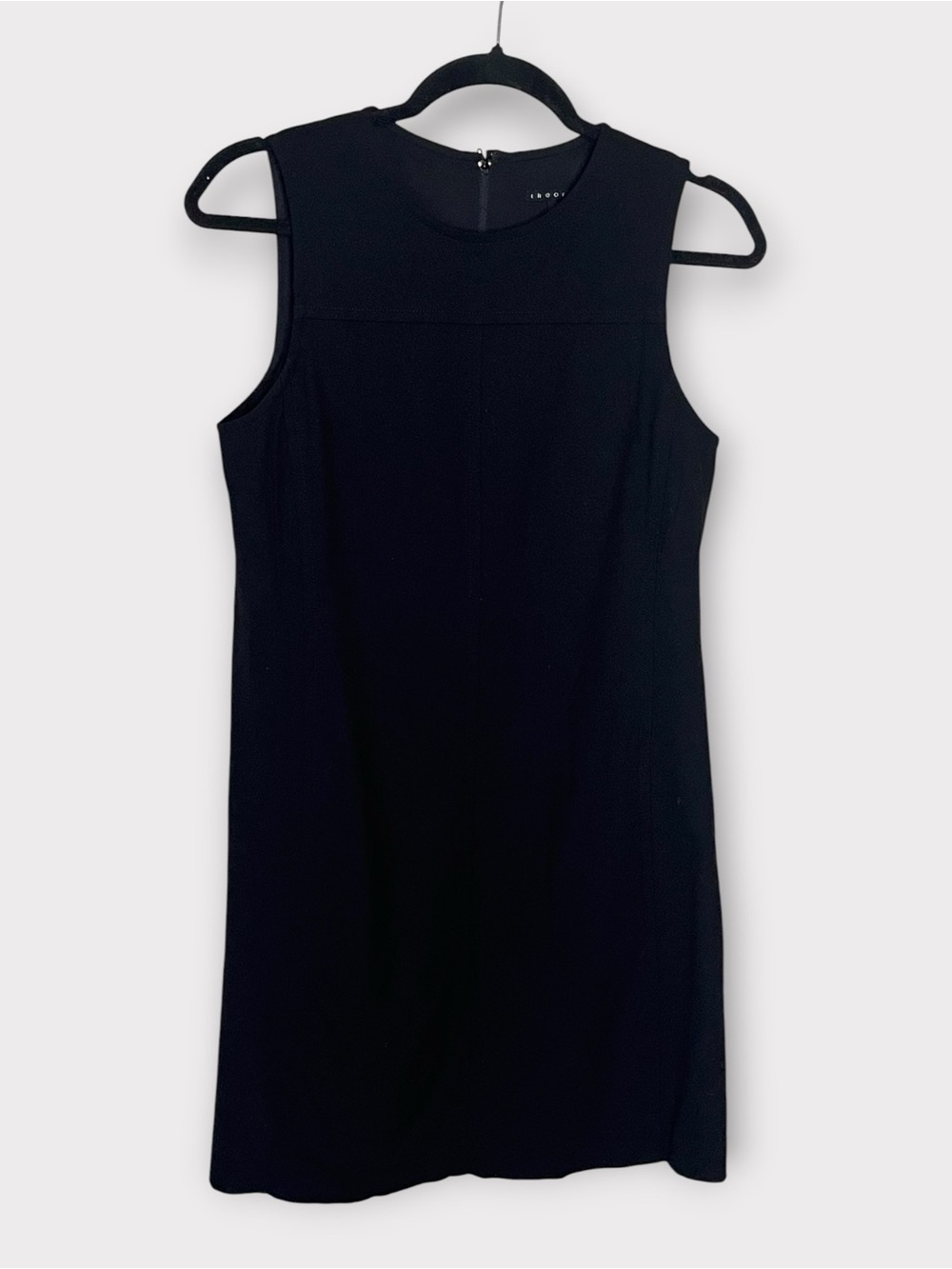 THEORY Black Sleeveless Wool Shift Dress Size 8 Made in USA - Picture 2 of 6